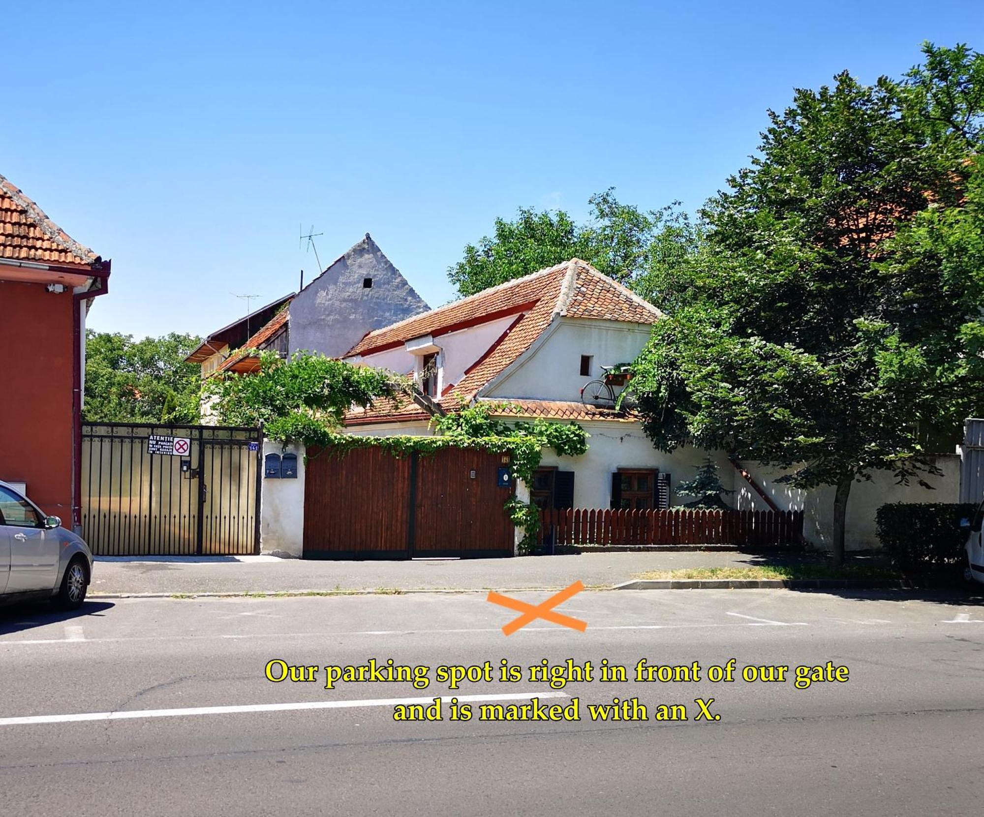 Bike House - 250-Year-Old Restored House In A Quiet Area براشوف المظهر الخارجي الصورة