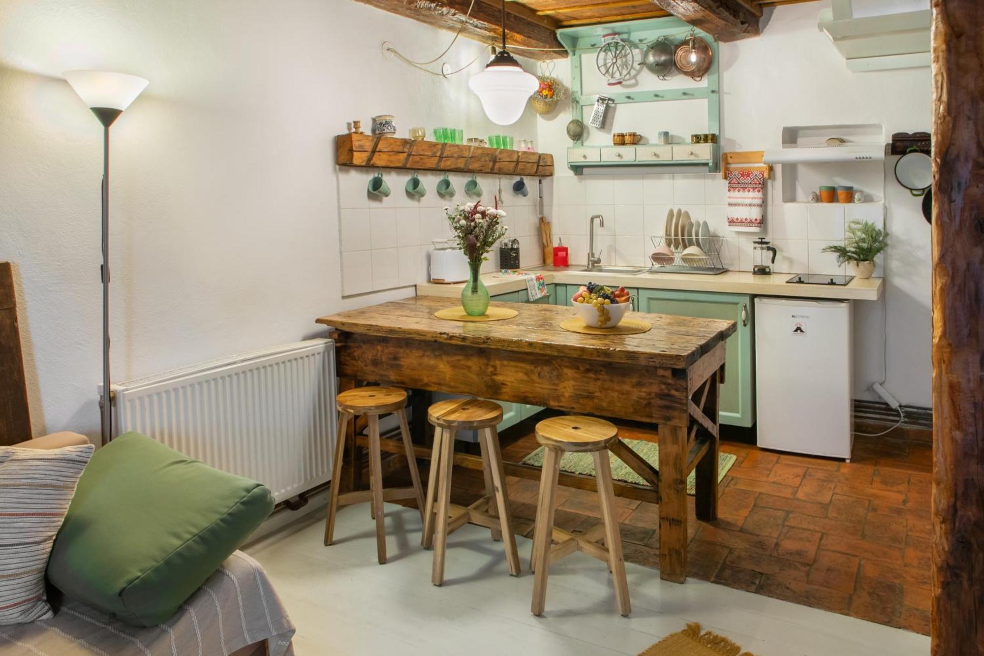 Bike House - 250-Year-Old Restored House In A Quiet Area براشوف المظهر الخارجي الصورة