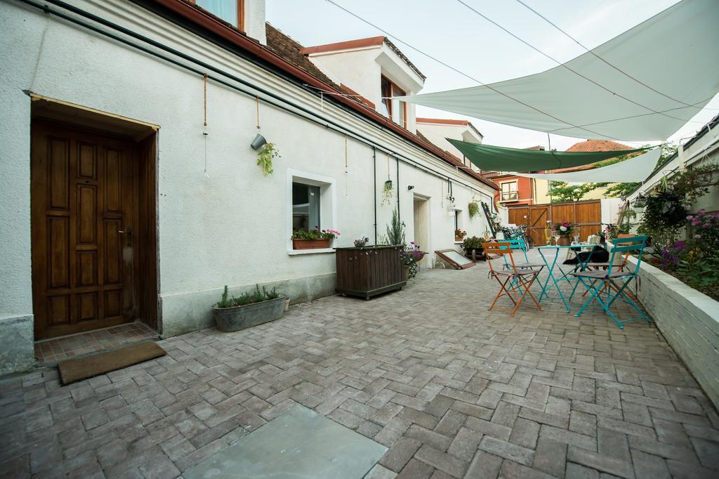 Bike House - 250-Year-Old Restored House In A Quiet Area براشوف المظهر الخارجي الصورة