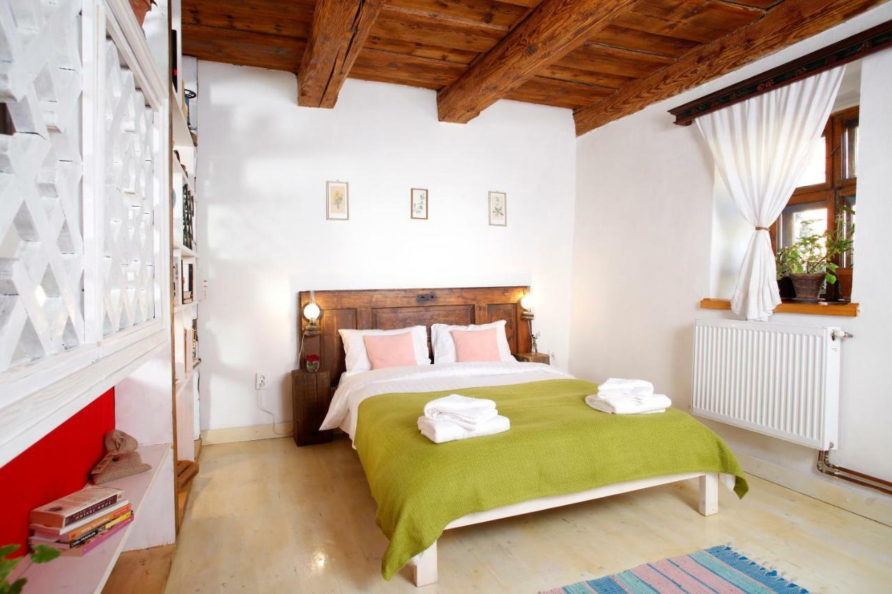 Bike House - 250-Year-Old Restored House In A Quiet Area براشوف المظهر الخارجي الصورة